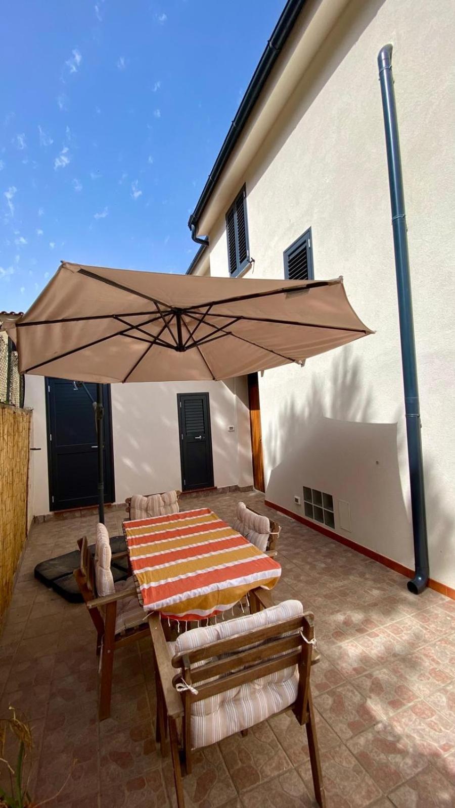 הוילה ריאלמונטה La Terrazza Di Nonna Maria מראה חיצוני תמונה